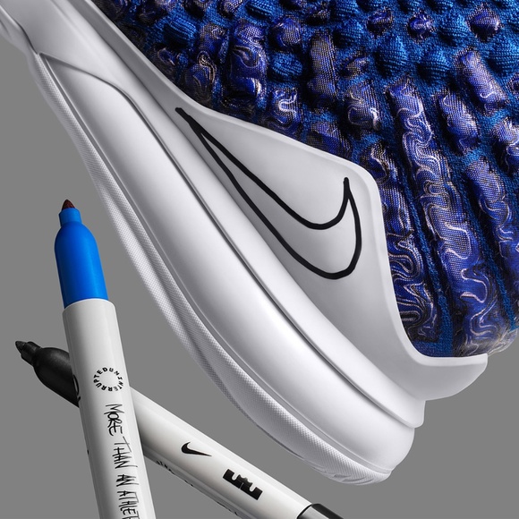 ❌SOLD❌Uninterrupted Lebron 17 More Than An Athlete - Picture 3 of 7